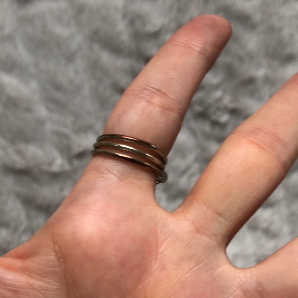 2/$25! ⭐️ Beaded Ring - Picture 6 of 6
